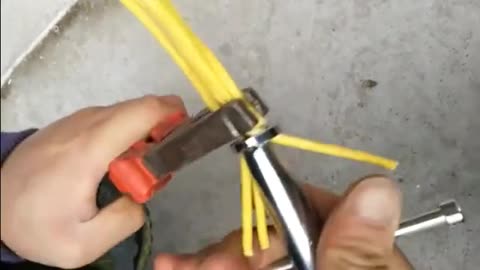 Automatic Wire Stripper Twisted