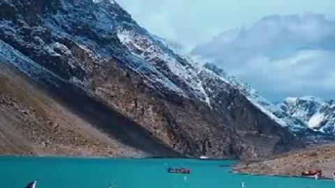 attabad lake hunza