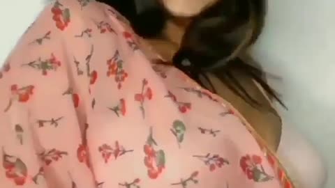 Ssilly girl first hot video