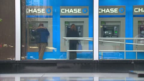 Chase Bank to close NYC ATMs early due to rising crime