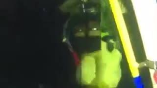 Diver diving into complete darkness 🤯