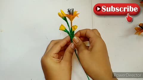 How to make a paper flower, flower craft, paper craft, DIY, origami flower,