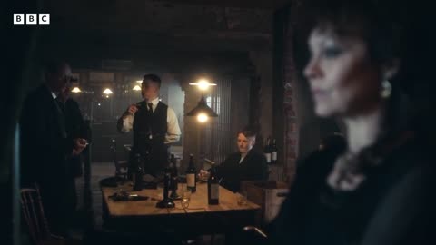 Esme's warning to Tommy Shelby 😲 Peaky Blinders – BBC