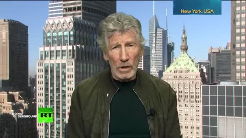 EP.808: Pink Floyd Co-Founder Roger Waters: The US and UK are Trying to KILL Julian Assange!