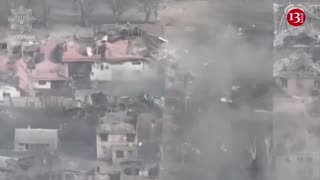 Ukrainian patrol officers attack the houses where Russians were resting