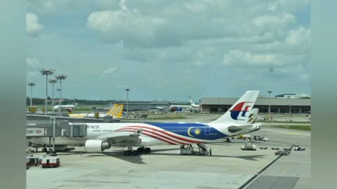 Planespotting in Singapore Changi Airport