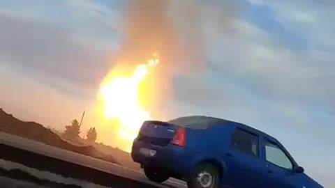 Pipeline in Saratov on fire