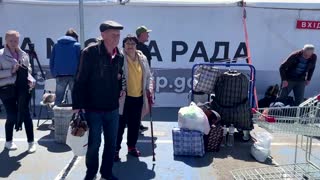 Displaced Mariupol residents arrive in Zaporizhzhia