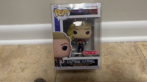 MARVEL CAPTAIN MARVEL FUNKO FIGURE REVIEW