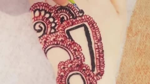 Simple mehndi design #mehndi #bridalmehndi #backhandmehndi #henna #handmehndi