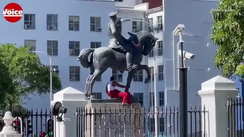 EFF 3 bust for defacing Parly statue