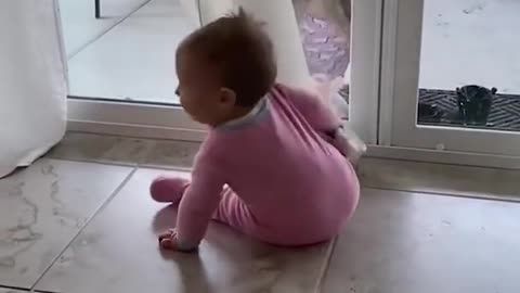 Baby Know How To Do Peekaboo Using Curtain