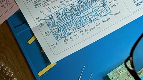 Jameco 5v Voltage Monitor Build