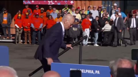 Biden finally makes it up the stairs