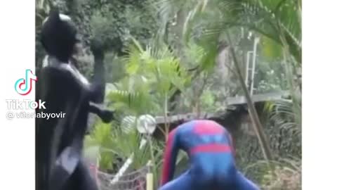 Spider Man, Batman vs Funk Brazil