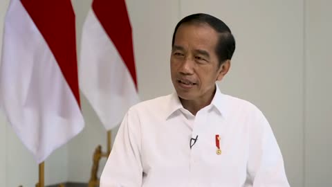 The President of Indonesia, Joko Widodo, said that both X. Jinping and V. Putin are coming
