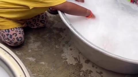 Cute baby sleep-washing😍😍