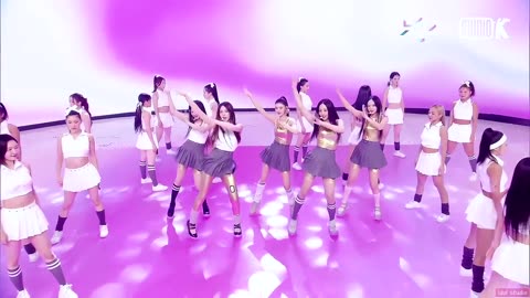[K-Pop] NewJeans - 'Super Shy' (Stage Mix)