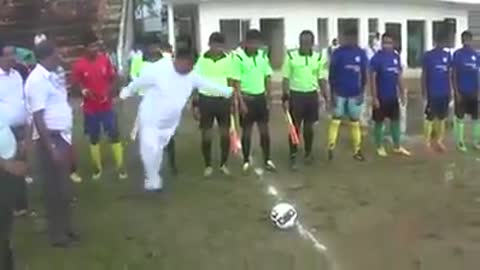 Leader Funny Football Shot !! Leader Shot the Ball and Fall down in ground Funny video 2021