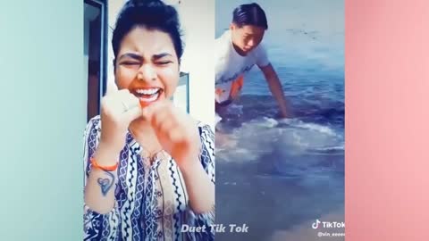 Funny Duet Tik Tok Compilation rolli ng on the floor laughing Try Duet Tik Tok