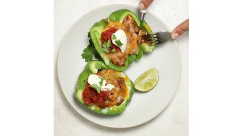 Easy Chicken fajitas stuffed in peppers