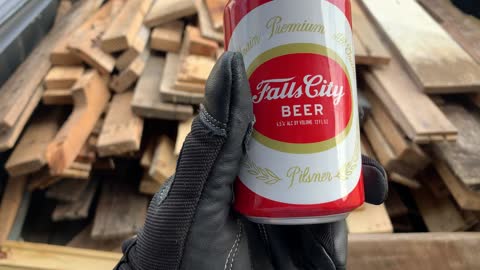 Beer Review 21-16 Classic Falls City Pilsner