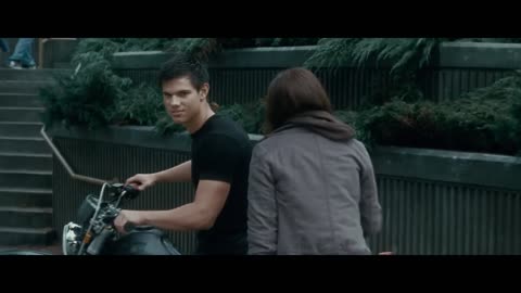 The Twilight Saga: Eclipse - She Has a Right to Know: Jacob