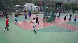 Rebound and Put-back Street Basketball