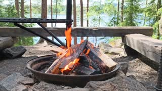 Lakeside Campfire ~ Relaxing Fireplace Sounds 🔥 Burning Fireplace / Crackling Fire (NO MUSIC)