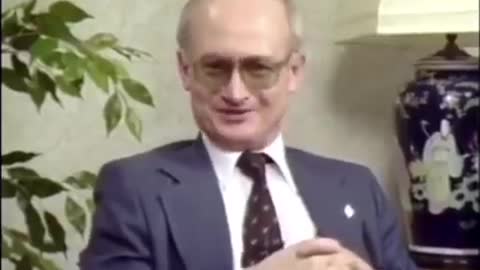 Yuri Bezmenov - KGB Defector - Warning to America - 1984
