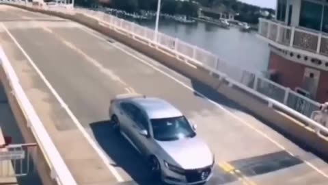 Car crash bridge Weird moments caught on camera