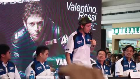 Valentino Rossi in the Philippines! Yamaha Sniper MX 135