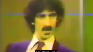 Frank Zappa: La escuela nos educa para ser ignorantes funcionales
