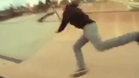 Scooter tricks back slide fail