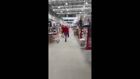 "You Can Stick Your Vaccine Mandates Up Your ***" Man Sings On Megaphone In Store