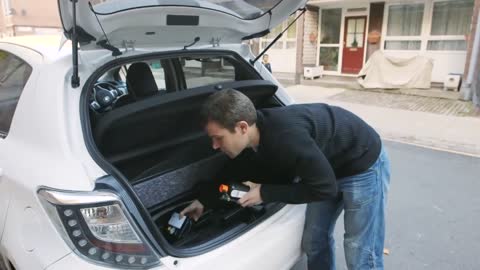 How to use a tyre repair kit