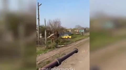 RUSSIAN MARINES DESTROY UKRAINIAN POSITIONS AROUND POSH