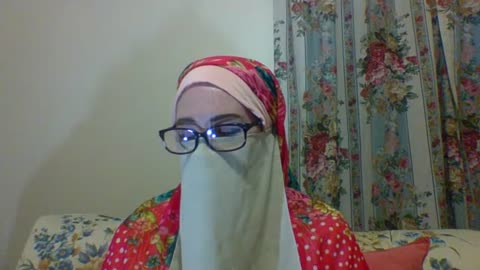 NEW MUSLIM DISCUSSION REVERTS IN AMERICA - Live Chat