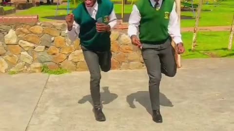 Governor ft Tuna - Mzabalazo 🎵 #Mzabalazo #MzabalazoDanceChallenge