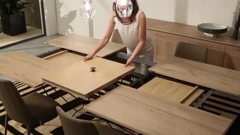 Expanding dinning table