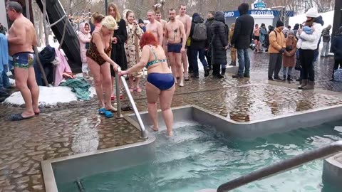GIRLS ICE COLD BATHING #51 WINTER @2024"