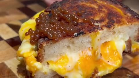 How to Make Grilled Cheese Like a Pro