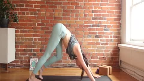 10 min Morning Yoga Full Body Stretc[1]