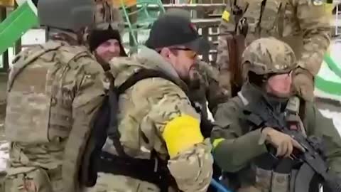 Ukrainian army recruitment videos vs Ukrainian reality