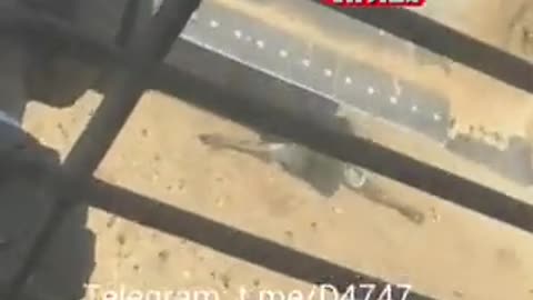 Israeli media has published this footage of an Israeli armed bulldozer runningn in #Gaza.