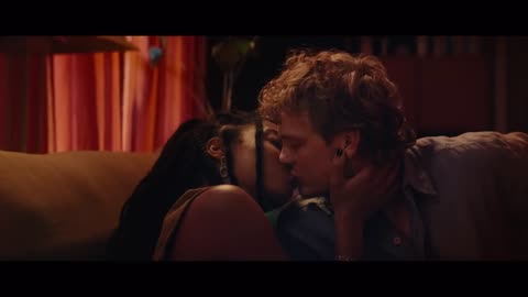 Happy Ending / Hot Kissing Sex Scene (Mink, Luna and Eve)