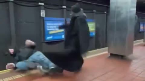 The Moment A Fist Fight Turns Deadly In The Philadelphia Train System