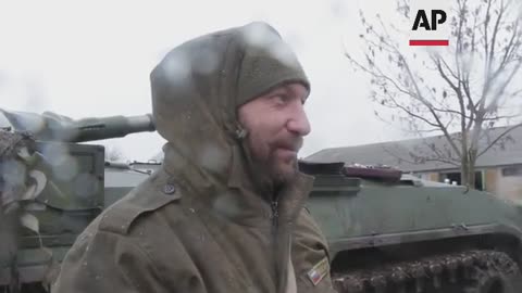 Ukrainian deminer_ 'We’ll kick the fascists'