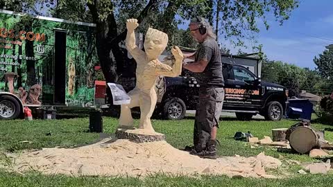 I am Groot! amazing chainsaw carved Goot