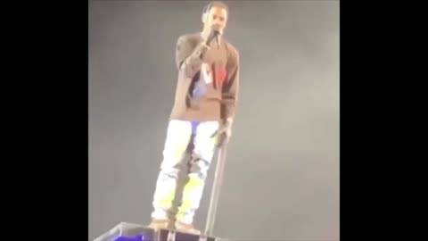 Travis Scott Watches as a Fan is Dying Below Him - ASTROWORLD 2021